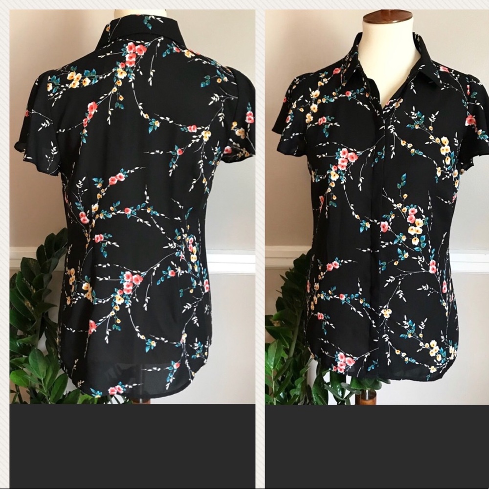 Women’s floral blouse - NEW